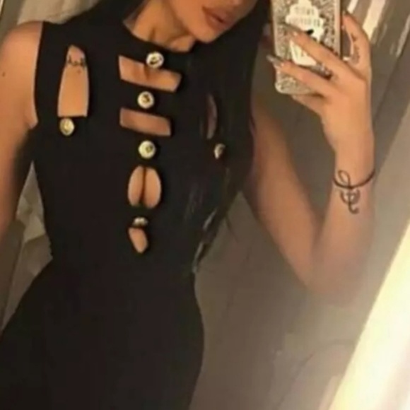 ALYONA Bodycon Dress - Picture 2 of 3